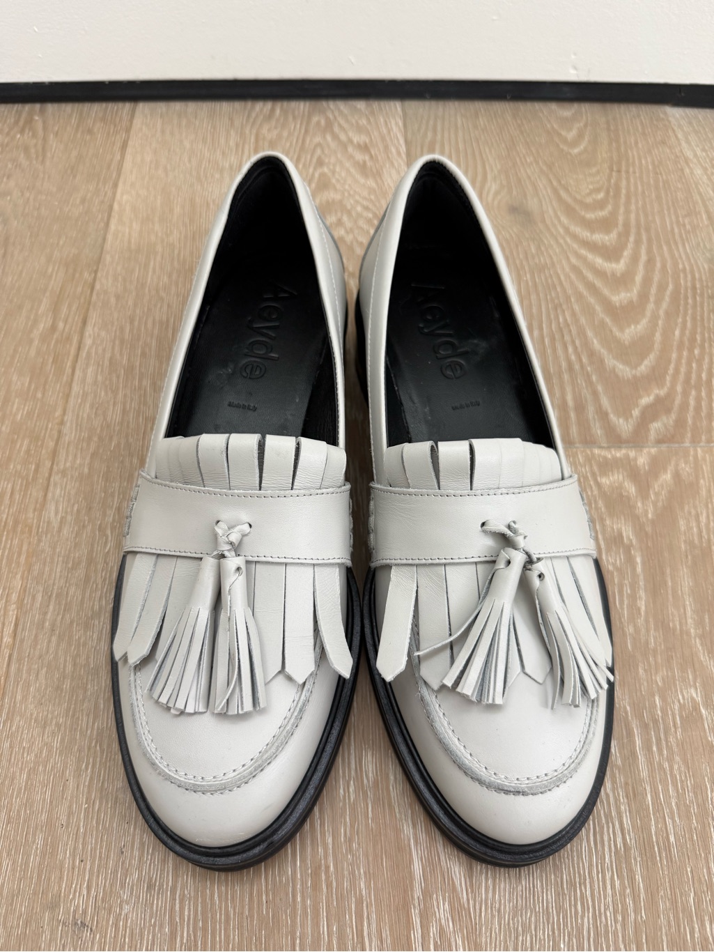 Aeyde “Eryn” Grey Leather Tassel Loafers With Chunky Black Sole - Eu 40 (Us 9)